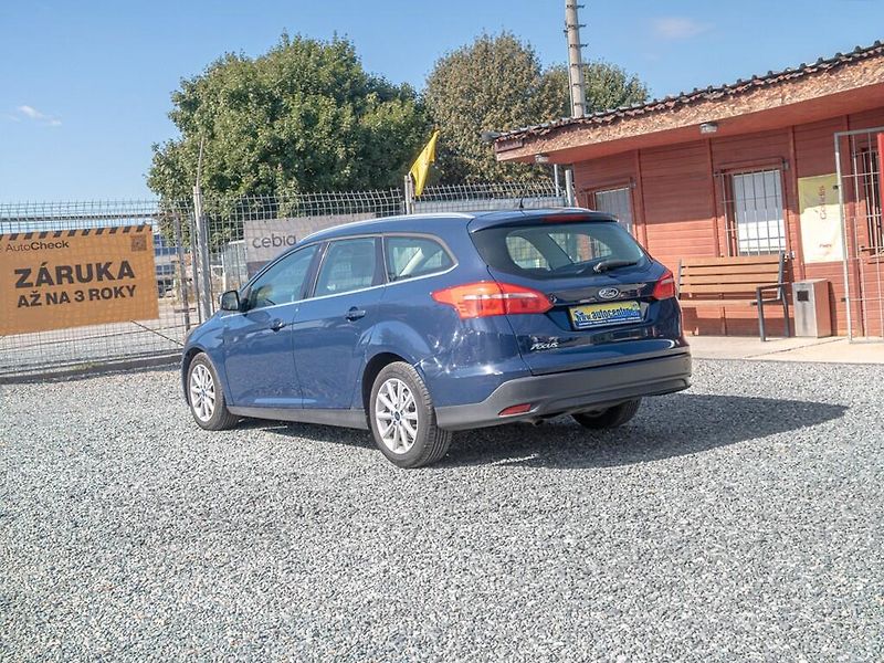 Ford Focus (2015) ČR 1.6D 85KW – PO ROZVODECH - fotka 7 z 43