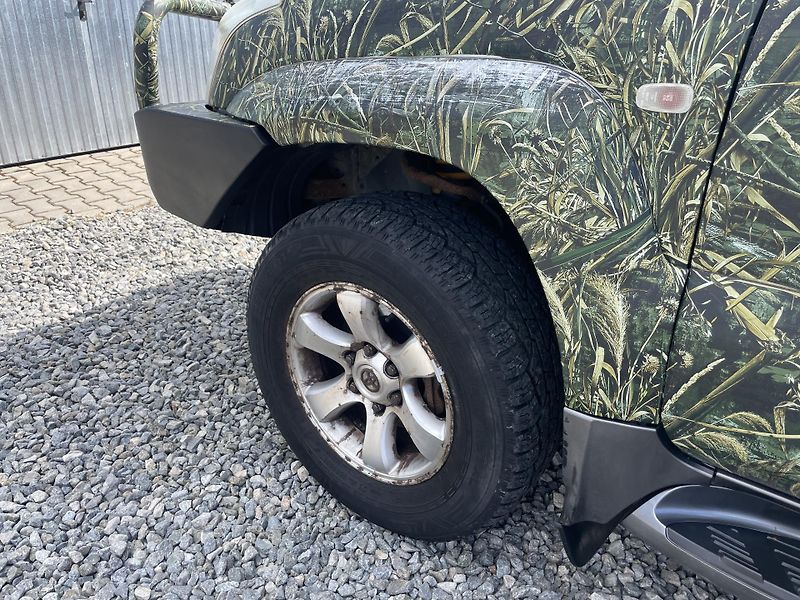 Toyota Land Cruiser 3.0TD 4x4 170PS AUT VÝBAVA !!! - fotka 31 z 180