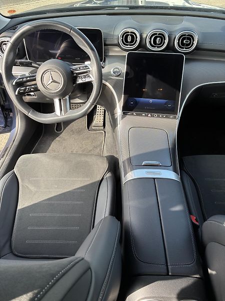 Mercedes-Benz Třídy C (2023) C 220d 4MATIC - fotka 10 z 13