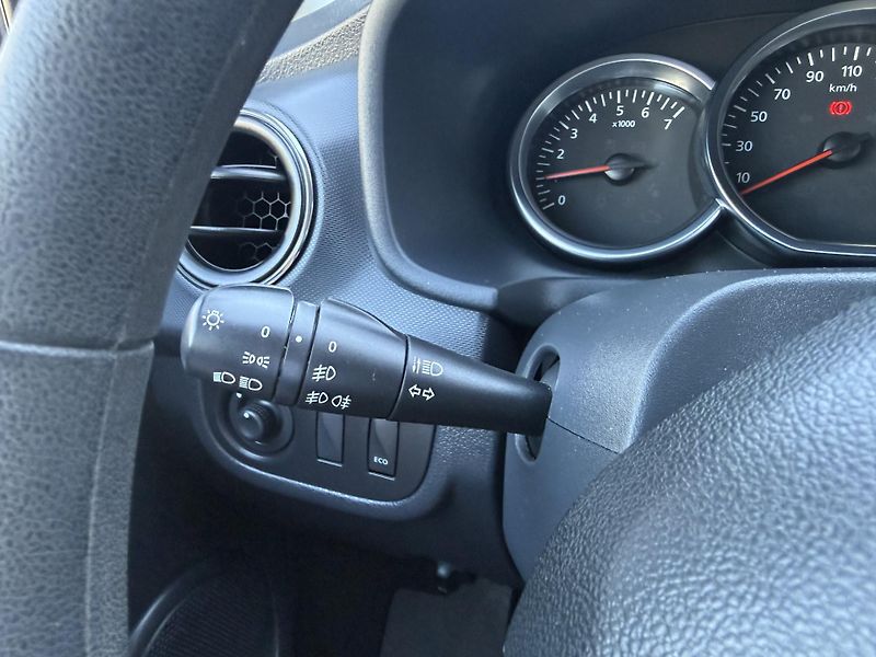 Dacia Logan 0.9 TCe CZ 1.majitel - fotka 22 z 30