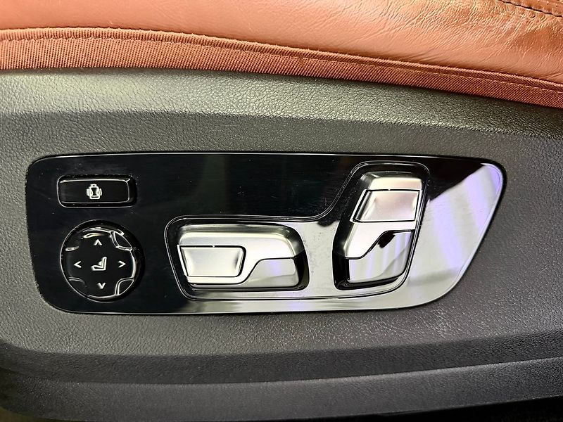 BMW X7 40d xDrive M-PAKET EXCLUSIV PR - fotka 33 z 44