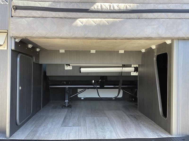 Volkswagen T6 (2018) CALIFORNIA 2,0TDi 4MOTION -DPH - fotka 8 z 35