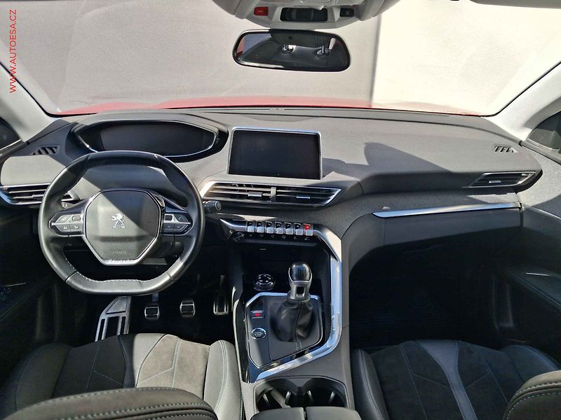 Peugeot 5008 (2020) 1.2 PT, Crossway, kamera, TZ - fotka 8 z 21