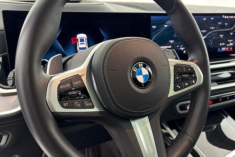 BMW X7 xDrive40d - fotka 24 z 28