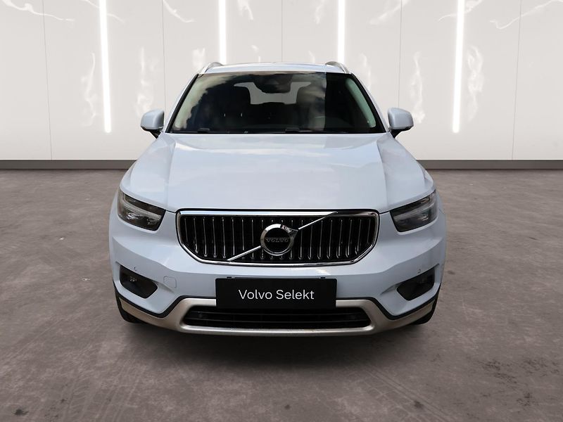 Volvo XC40 (2020) D3 AWD Inscription - fotka 6 z 24