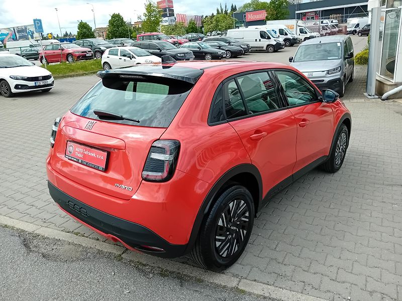 Fiat 600 (2026) 1,2TURBO HYBRID AT POP/IHNED/ - fotka 5 z 19
