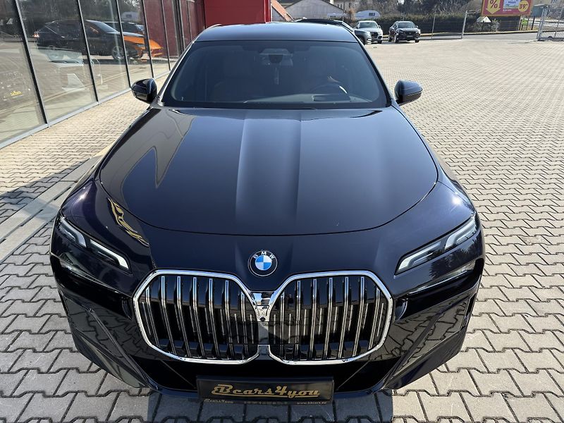 BMW Řada 7 (2024) 40XD 220kW M-PAKET INDIVIDUAL! - fotka 16 z 55