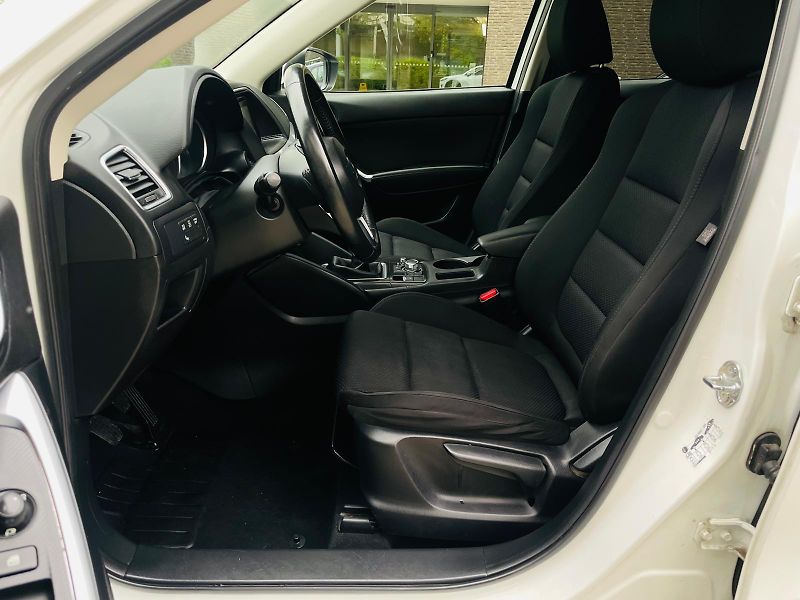 Mazda CX-5 2.0i VÝHŘEV SENZORY TAŽNÉ 2WD  - fotka 28 z 46