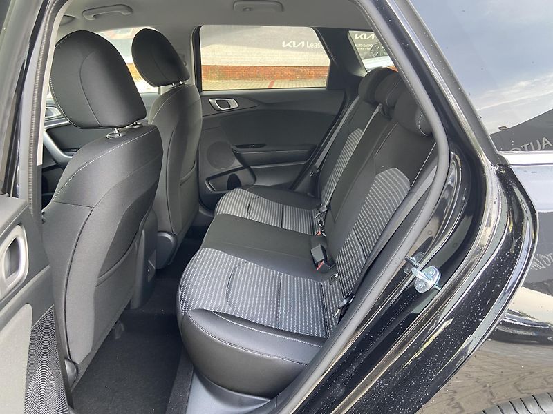 Kia Ceed SW (2025)  TOP+Business  