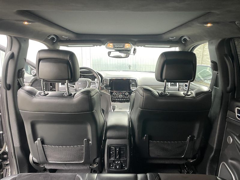 Jeep Grand Cherokee 6.4i 480PS HEMI SRT CZ 78000KM - fotka 120 z 187
