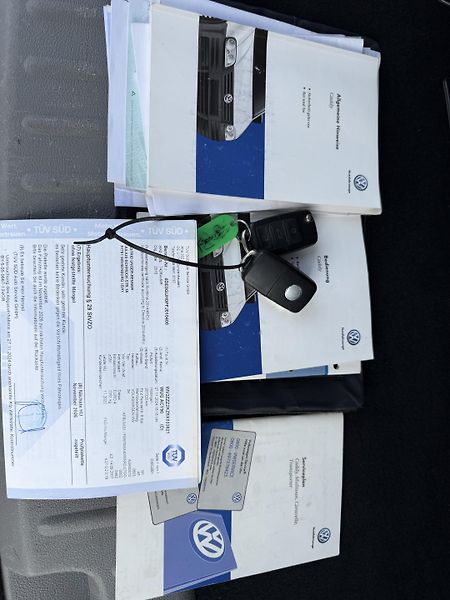 Volkswagen Caddy 1.9 TDI, LIFE, TAŽNÉ - fotka 10 z 17