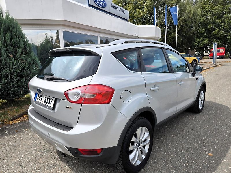 Ford Kuga (2009) Titanium 2,0 TDCi 100kw - 6st. - fotka 20 z 21