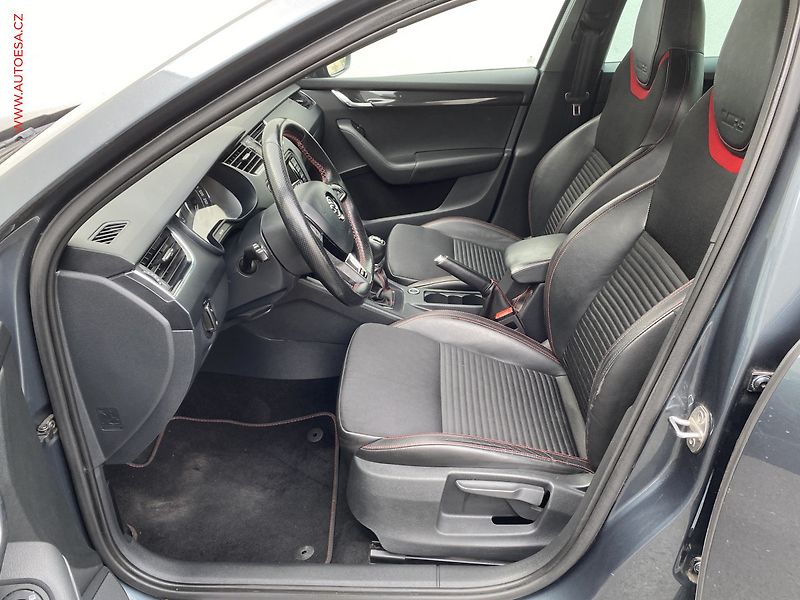 Škoda Octavia (2016) 2.0 TDi, ČR, RS Challange - fotka 9 z 19