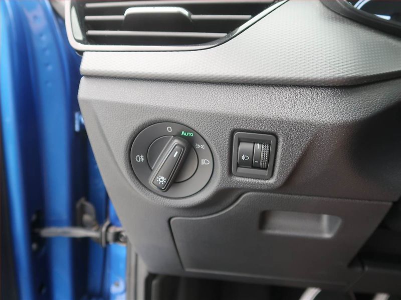 Škoda Kamiq (2023) Ambition 1.0 TSI, Serv.kniha - fotka 16 z 18