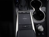 Lexus RX 400h (2022) 300 AWD, ACC, Výhřev, Kamera - náhled 18