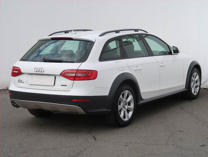 Audi A4 Allroad (2015) 2.0 TDI, 4X4, Serv.kniha - fotka 5 z 21