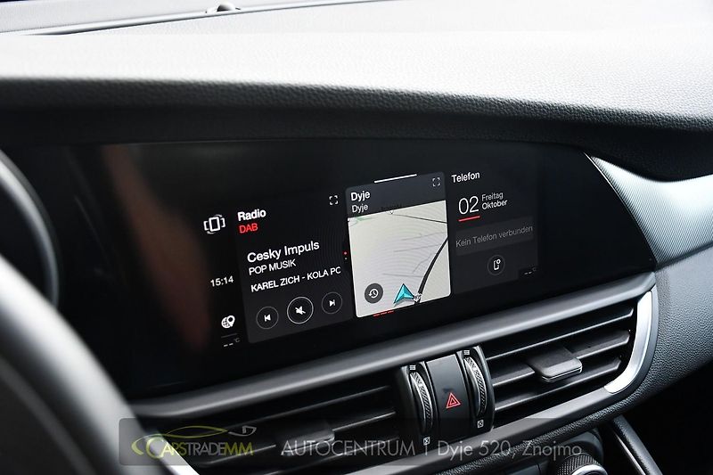 Alfa Romeo Giulia 2.0T 16V 206kW VELOCE AT8 Q4 - fotka 31 z 49