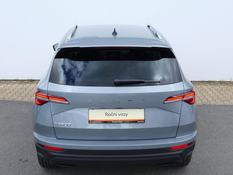 Škoda Karoq (2026) Top Selection 1.5 TSI 110 kW D - fotka 12 z 30