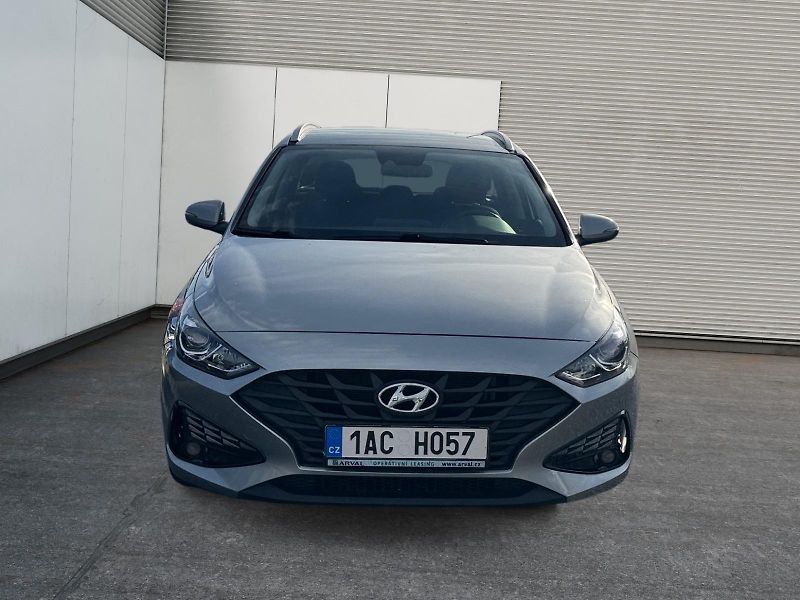 Hyundai i30 (2024) COMFORT 1.0TGDI 88kW CZ DPH - fotka 2 z 11