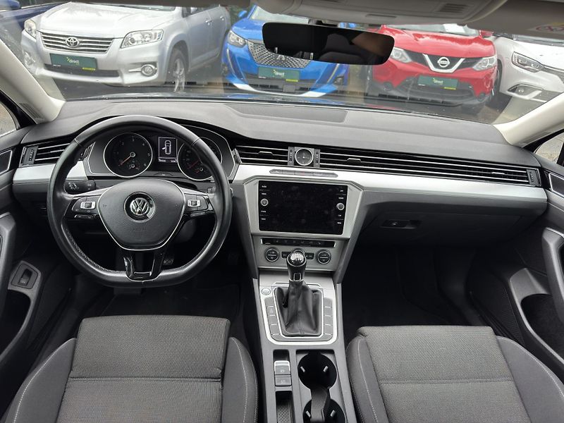 Volkswagen Passat - fotka 6 z 7
