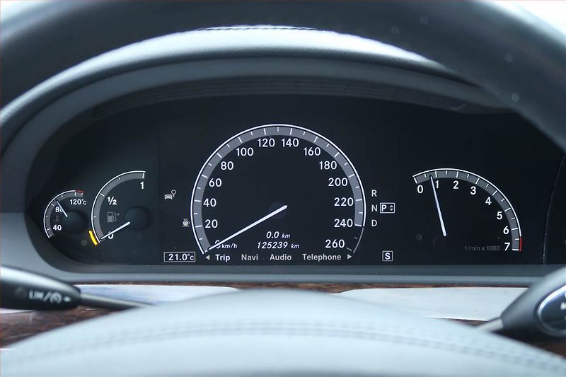 Mercedes-Benz Třídy S (2011) AMG Paket S 350 L, Automat - fotka 11 z 28