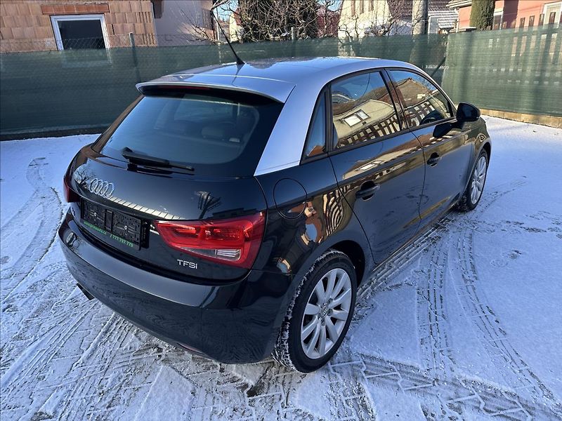 Audi A1 1,4 SPORTBACK Top stav - fotka 3 z 27