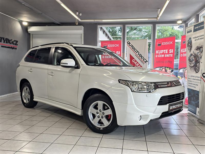 Mitsubishi Outlander 2.2 DI-D 4x4, 7MÍST, INSTYLE - fotka 23 z 24