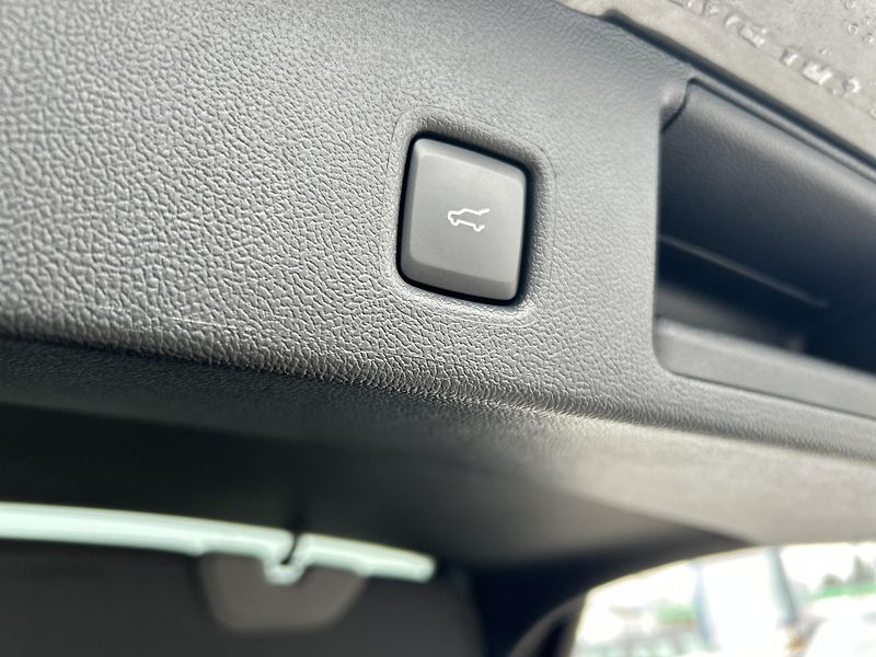 Ford Kuga 2.5 Hybrid HEV 134kW Active X - fotka 10 z 41