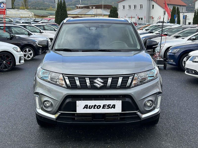 Suzuki Vitara (2019) 1.4 boosterjet 4x4, 1.maj,ČR - fotka 2 z 19