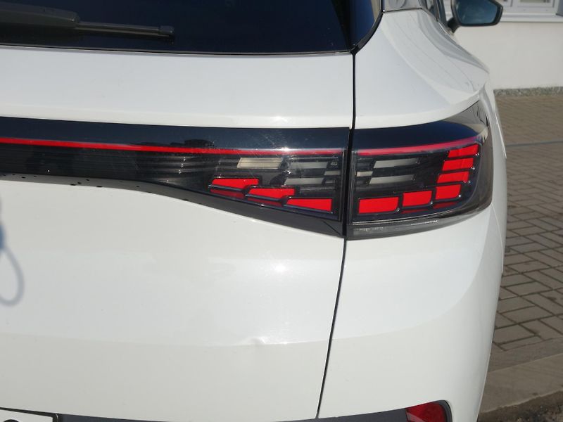 Volkswagen ID.4 (2020) MAX, IQ Lights, Tep.čerp. - fotka 5 z 30