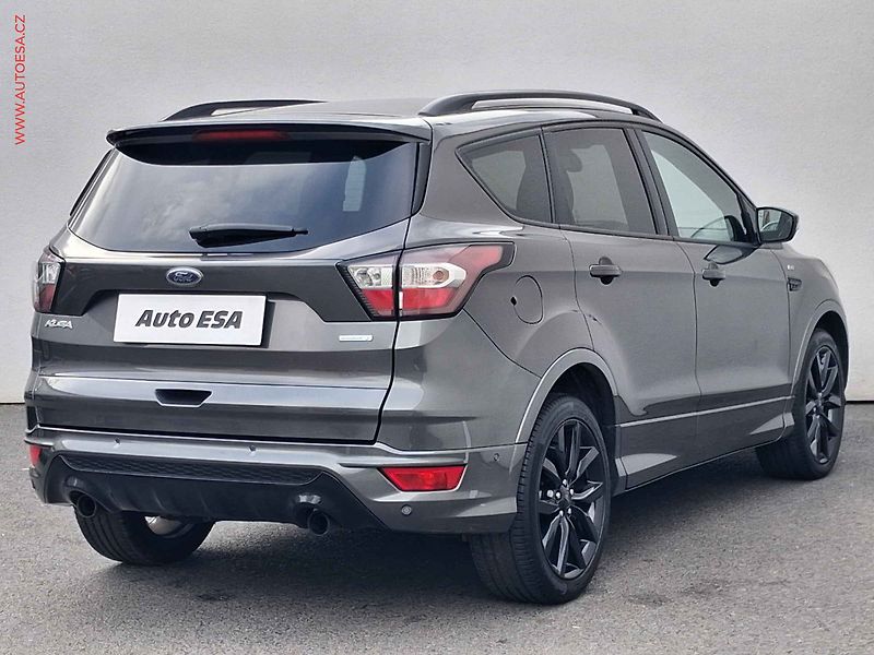 Ford Kuga (2017) 1.5 EB, ST-Line, navi, +ALU - fotka 4 z 19