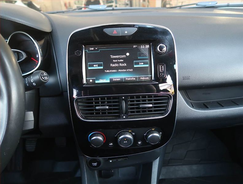 Renault Clio (2020) 0.9 TCe, Serv.kniha, Navi - fotka 12 z 19