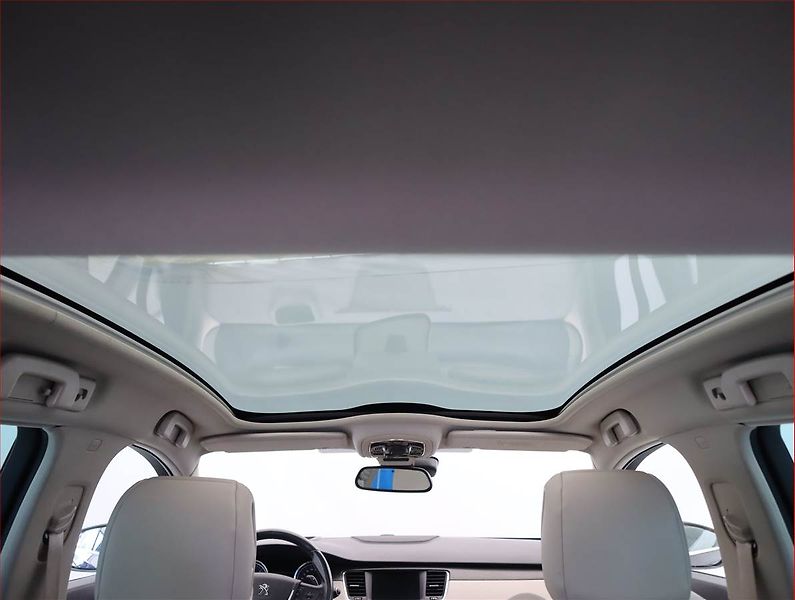 Peugeot 508 (2013) 2.0 HDi, Automat, Serv.kniha - fotka 16 z 22