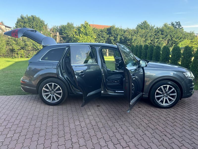 Audi Q7 3.0TDI 200KW,S-LINE,VZDUCH,TZ - fotka 32 z 52