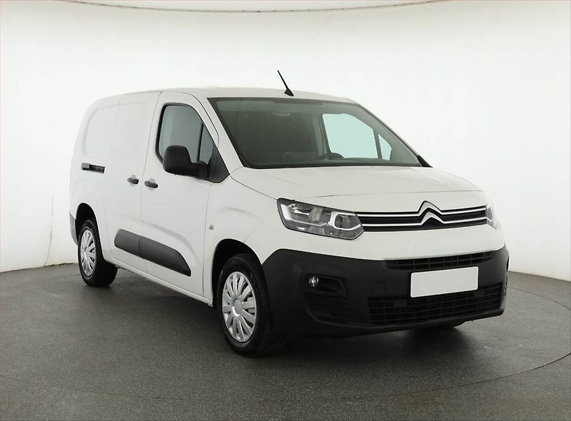 Citroën Berlingo (2021) Maxi 1.5 BlueHDi, 3Místa - fotografie inzerátu