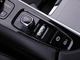 Volvo XC90 2,0 D5 173 kW AWD Momentum DPH - náhled 30