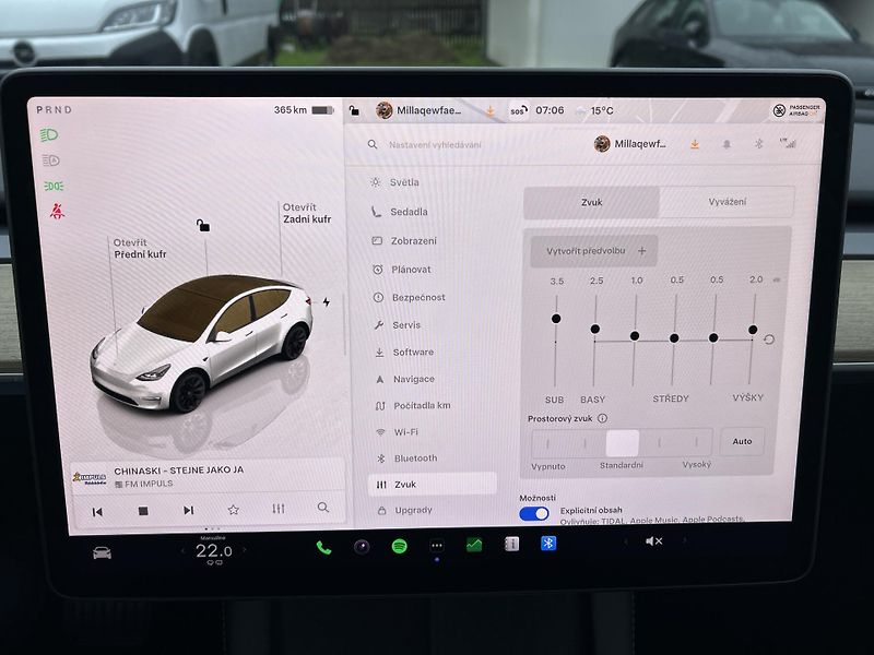Tesla Model Y LONG RANGE DUAL MOTOR  TZ 92% - fotka 42 z 56