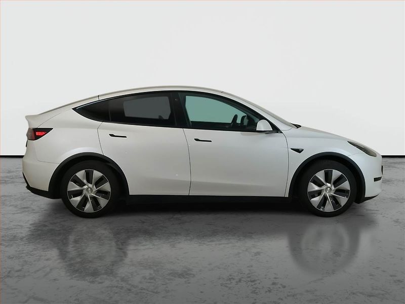Tesla Model Y (2023) RWD LFP 60kWh, SoH 95% - fotka 6 z 16