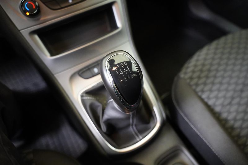 Opel Astra - fotka 20 z 22