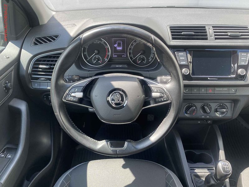 Škoda Fabia (2022) 1.0 TSi, 1.maj,ČR, Ambition - fotka 11 z 17