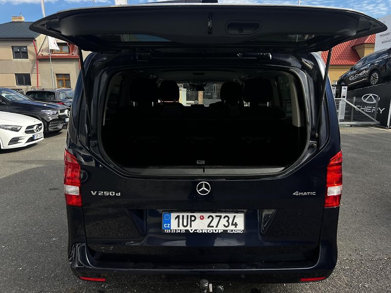 Mercedes-Benz Třídy V (2018)  V-Class 250d L 4MATIC - fotka 25 z 32