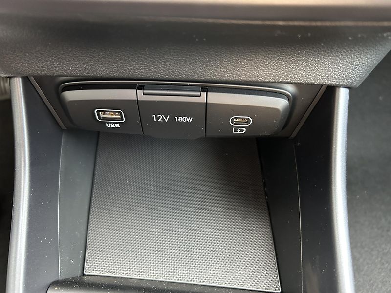 Hyundai i20 26 1,0 T-GDI DCT GO PLUS! 66kW - fotka 28 z 30
