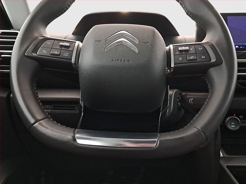 Citroën C4 (2023) 1.2 PureTech, Serv.kniha, Kůže - fotka 16 z 16