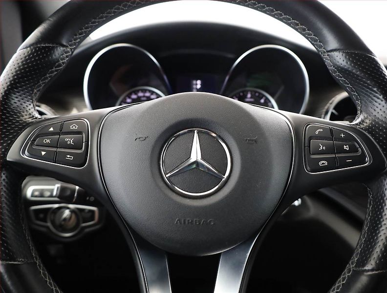 Mercedes-Benz Třídy V (2021) 300 d, ČR, DPH - fotka 8 z 21