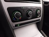 Škoda Octavia (2009) Ambiente 1.9 TDI 4x4, 4X4 - náhled 13