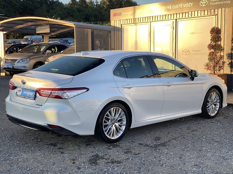 Toyota Camry 2.5HSD, ČR, Executive VIP, JBL - fotka 7 z 19