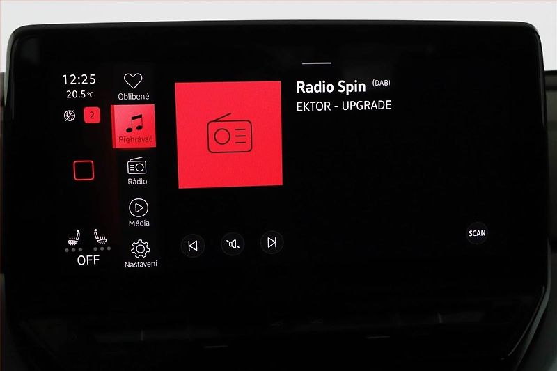 Volkswagen ID.4 (2021) 1st (82 kWh), SoH 92% - fotka 9 z 19