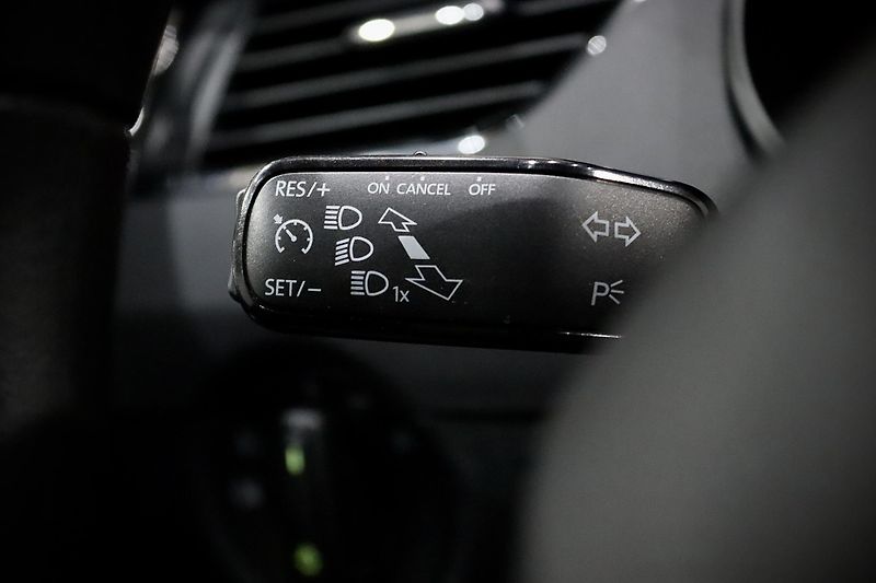 Škoda Octavia 3 Combi 1.2 TSI 77 kW - fotka 21 z 26