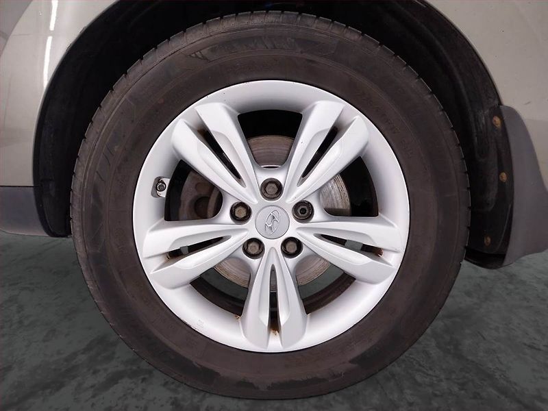 Hyundai ix35 (2011) 2.0 CRDi, 4X4, Tempomat - fotka 15 z 20
