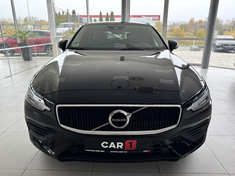 Volvo V60 B3 AUT*120kW*KeyLess*LED*Kamer - fotka 3 z 35